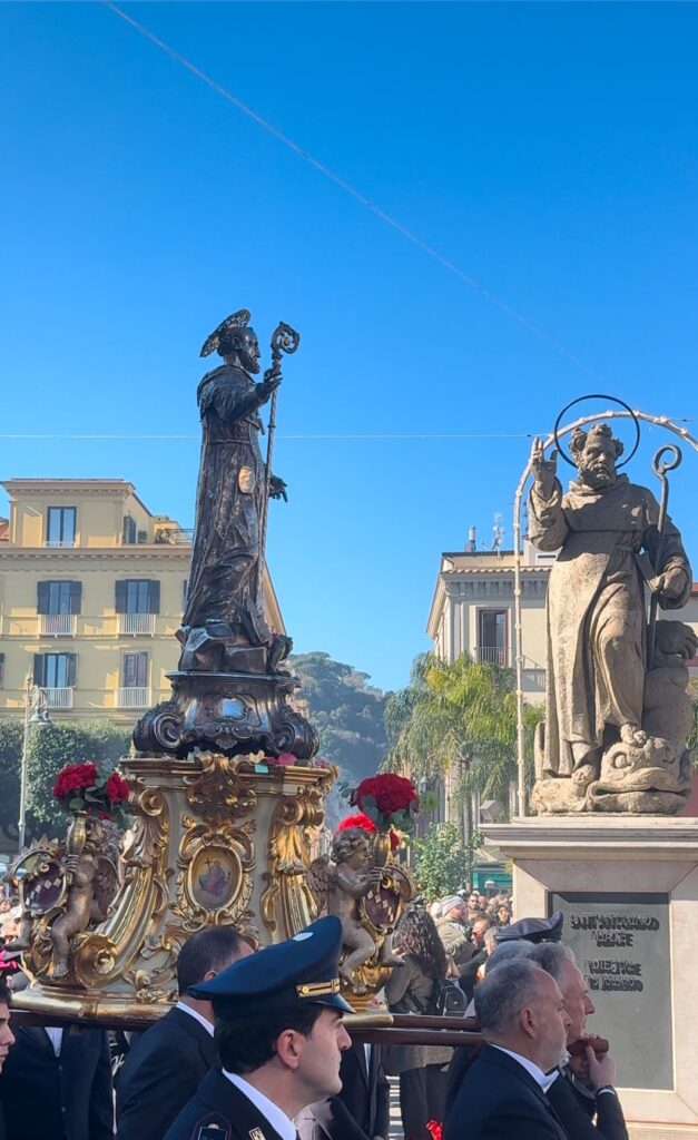 processione sorrento sant'antonino piazza tasso festa patronale about sorrento 2025