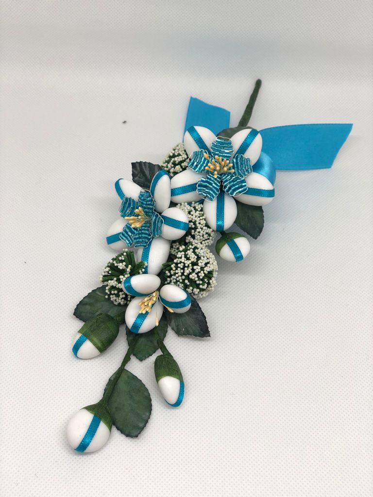 Confetti palms Sorrento easter tradition