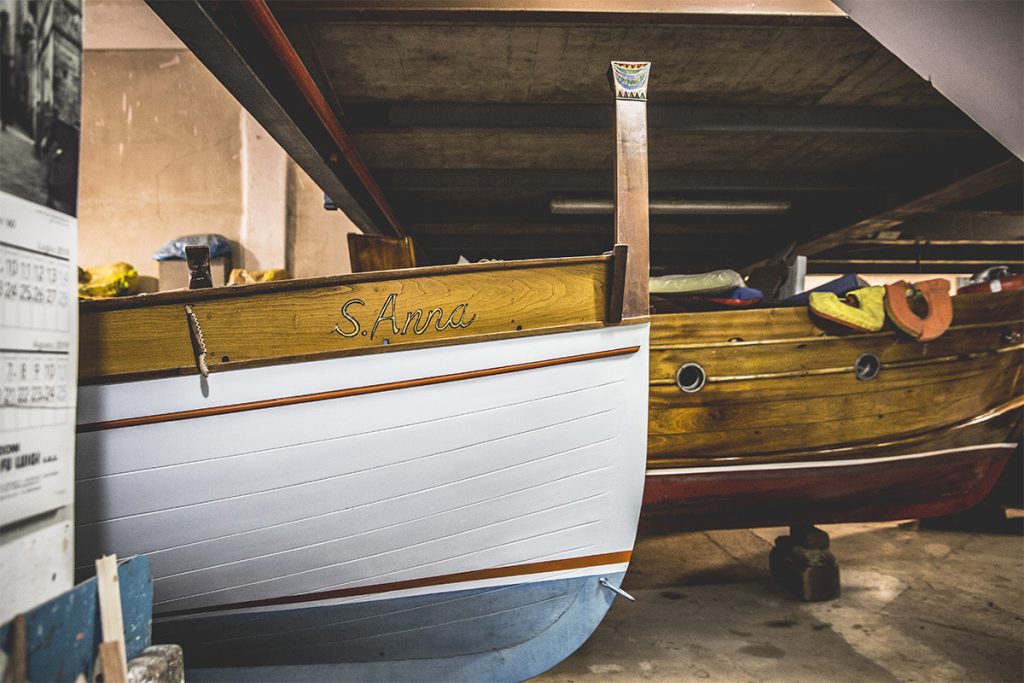 Il Gozzo Sorrentino, Marina Grande - About Sorrento (8)