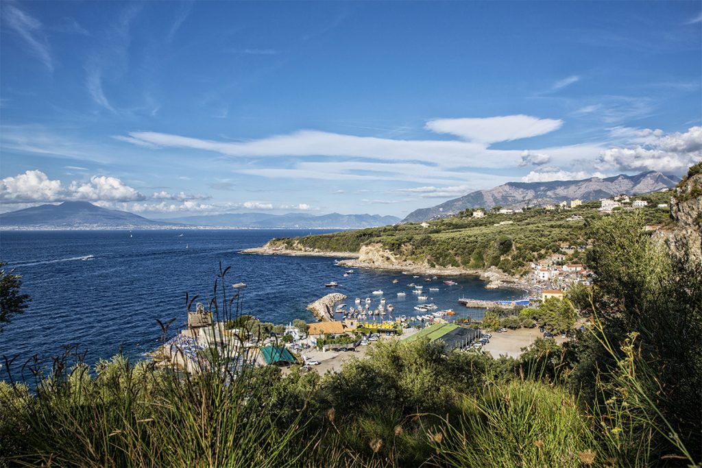 Baia di Puolo a Massa Lubrense, panoramica