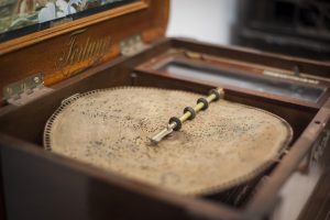 Collezione Carillon Enrico Salierno mostra Sorrento