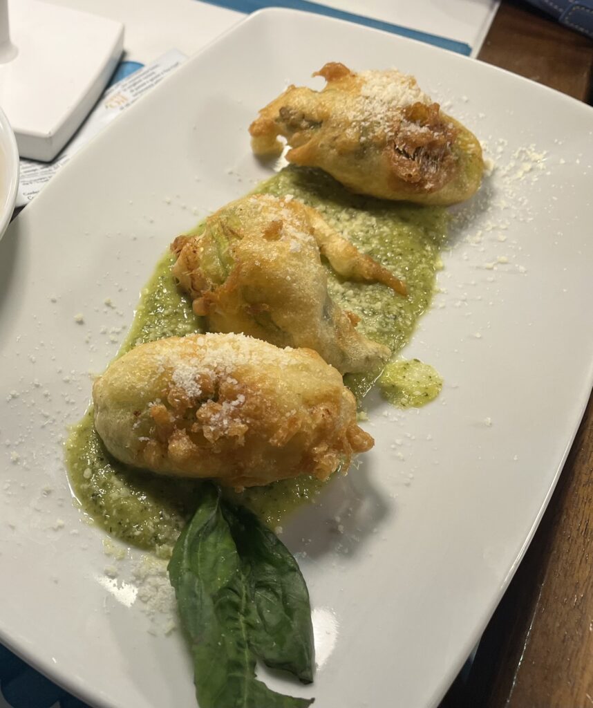 fiori di zucca fritti sorrento cibo food about sorrento gianna smurro