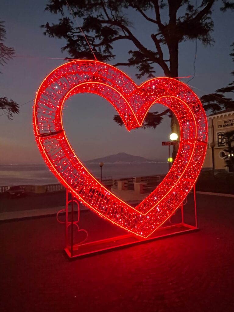red heart sorrento cuore rosso san valentino about sorrento