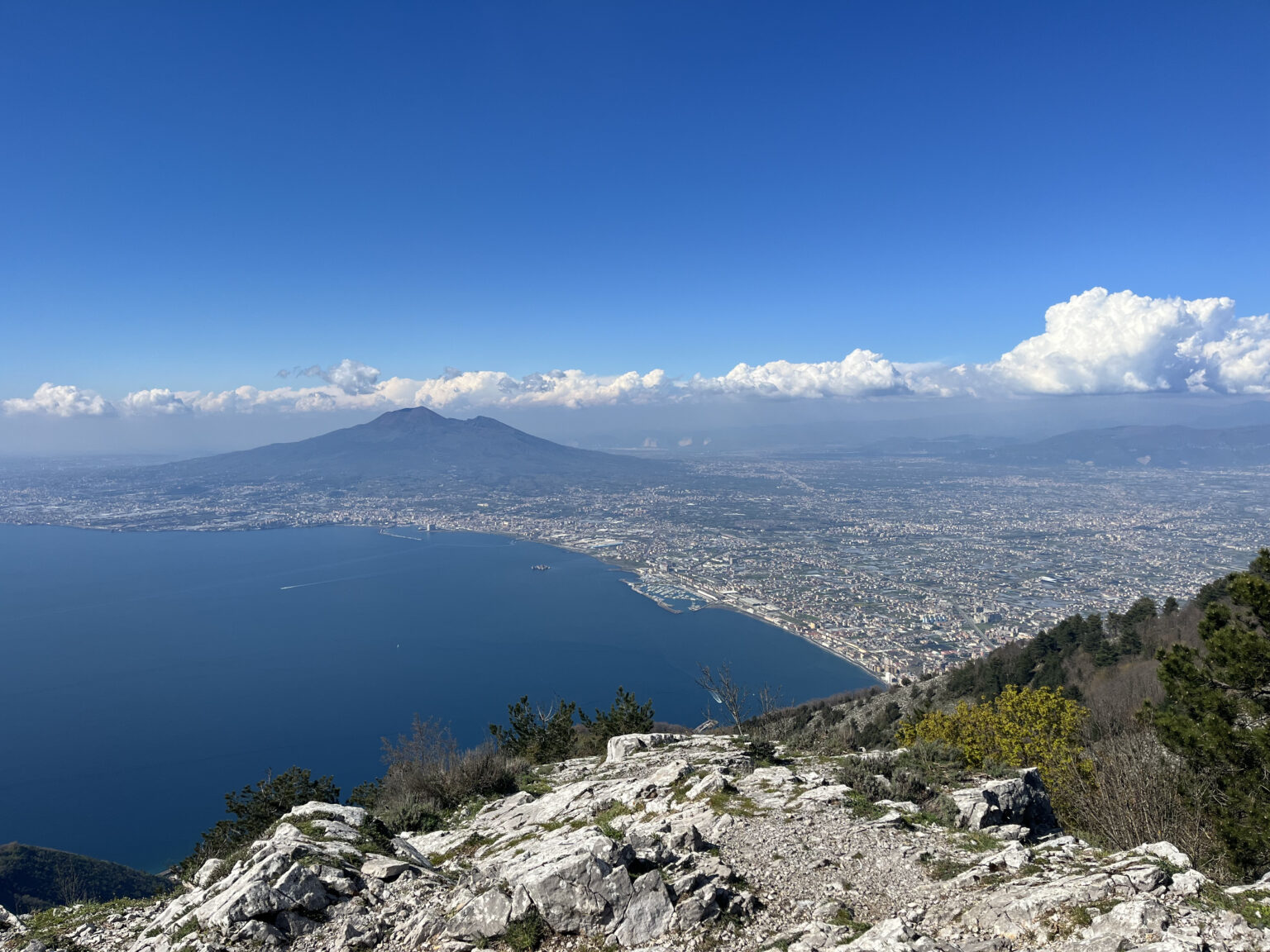 vesuvio da monte faito castellammare di stabia gianna smurro about sorrento
