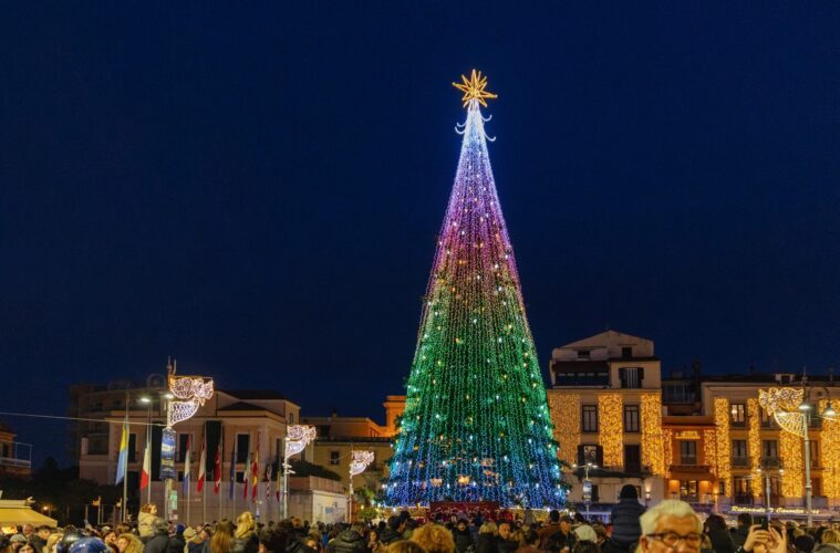 natale-2023-sorrento-piazza-tasso