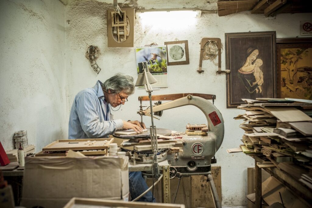 01_Gennaio_Vincenzo Pane about sorrento 2024 calendar january