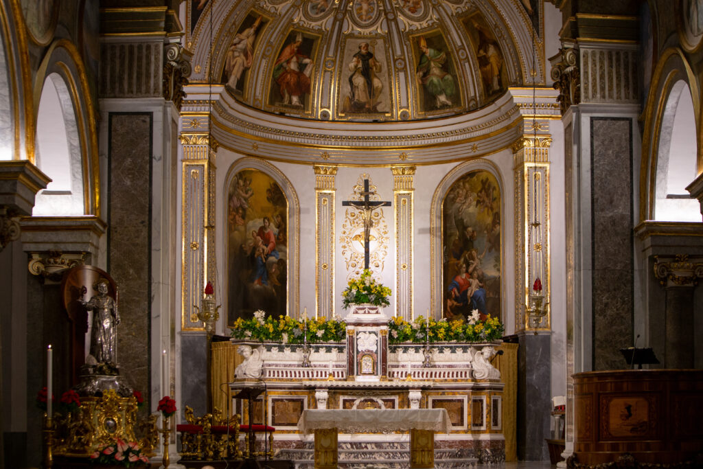 Altar basilica of Saint Antonino Sorrento