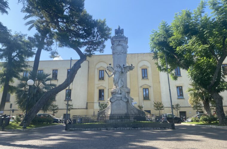 My POV Sorrento Piazza della Vittoria