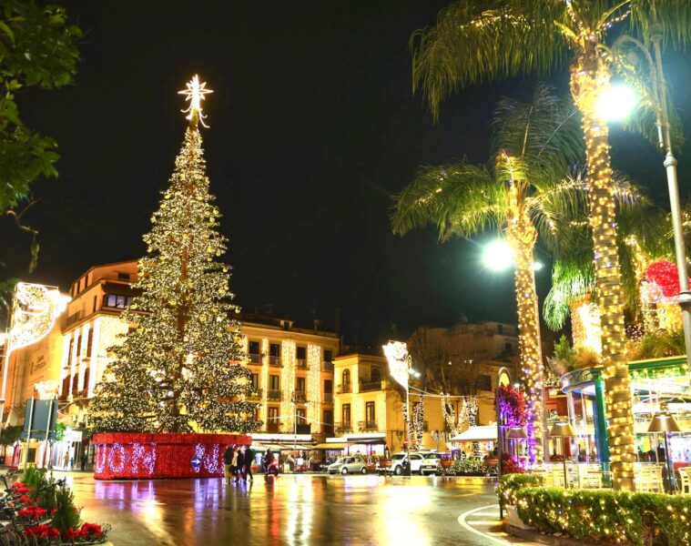 M'Illumino d'Inverno 2025- Natale a Sorrento - Albero