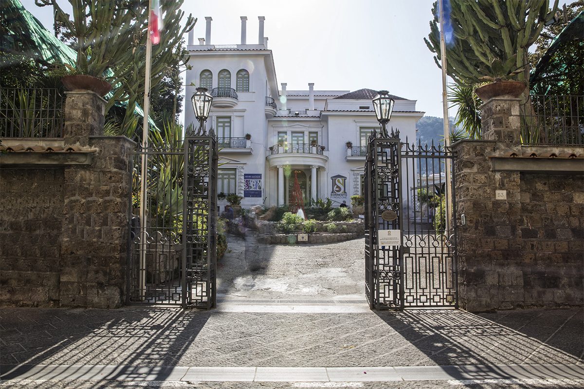 Ingresso Villa Fiorentino - About Sorrento