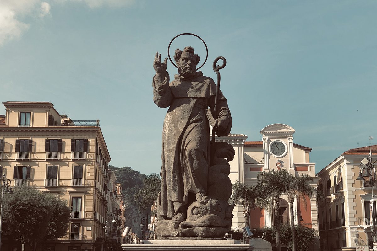 Statua Sant'Antonino - Piazza Tasso - Sorrento